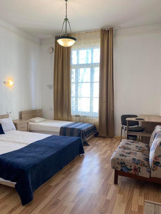 Aquamarine Hotel - Lauluvaeljak Tallinn Bagian luar foto