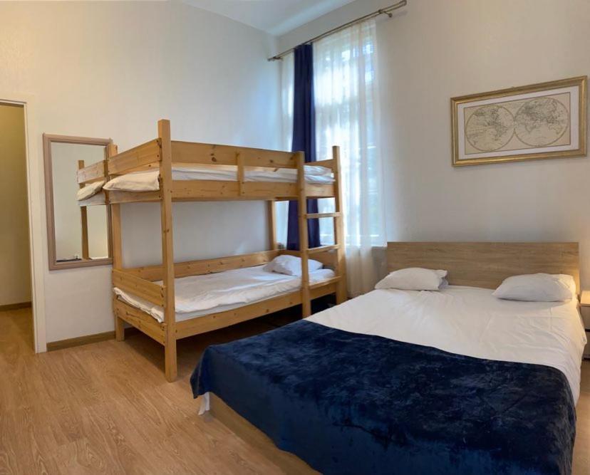 Aquamarine Hotel - Lauluvaeljak Tallinn Bagian luar foto